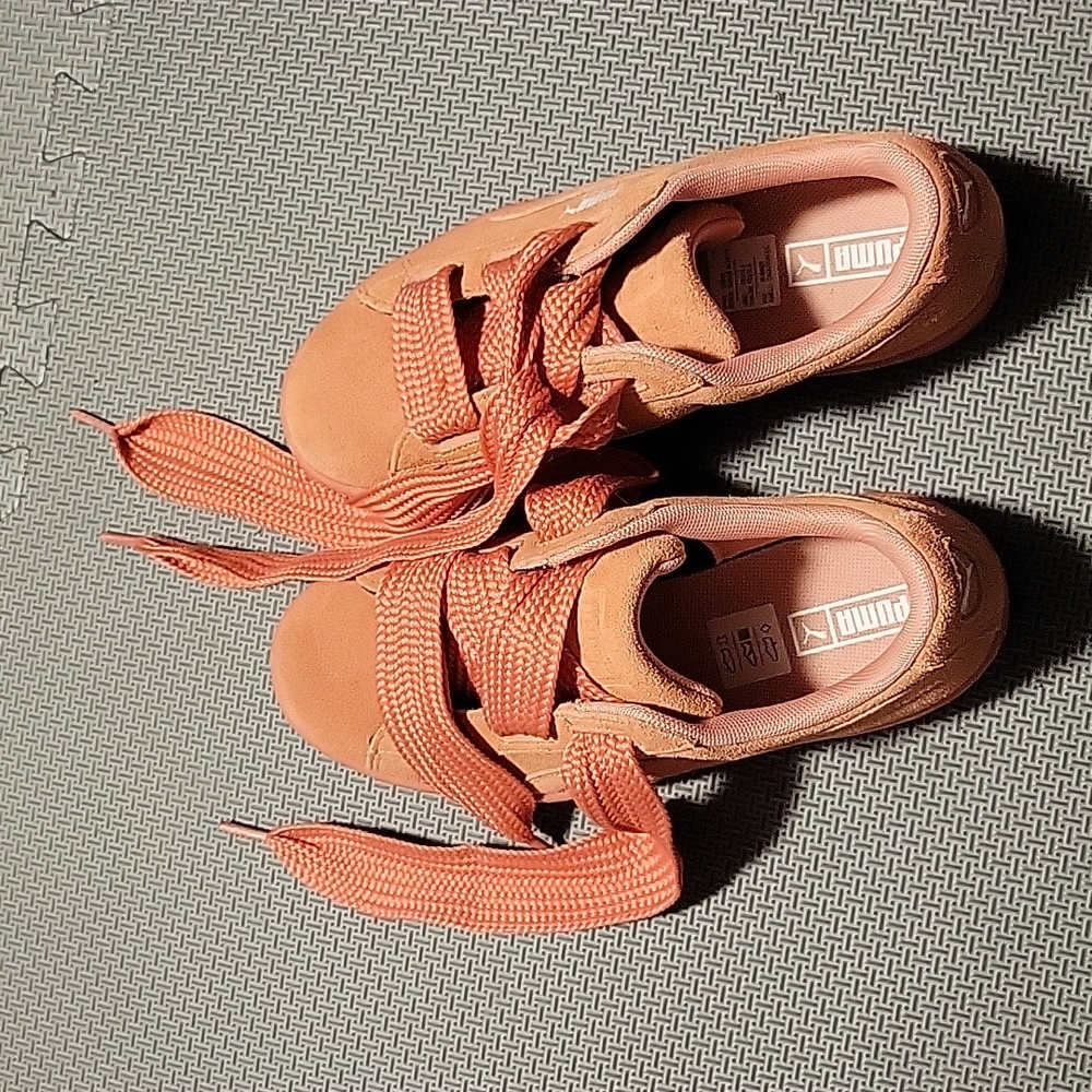 PUMA Sneakers